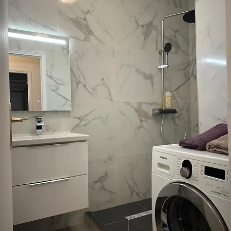 Grand Avec Coin Nuit Et Parking Apartament *